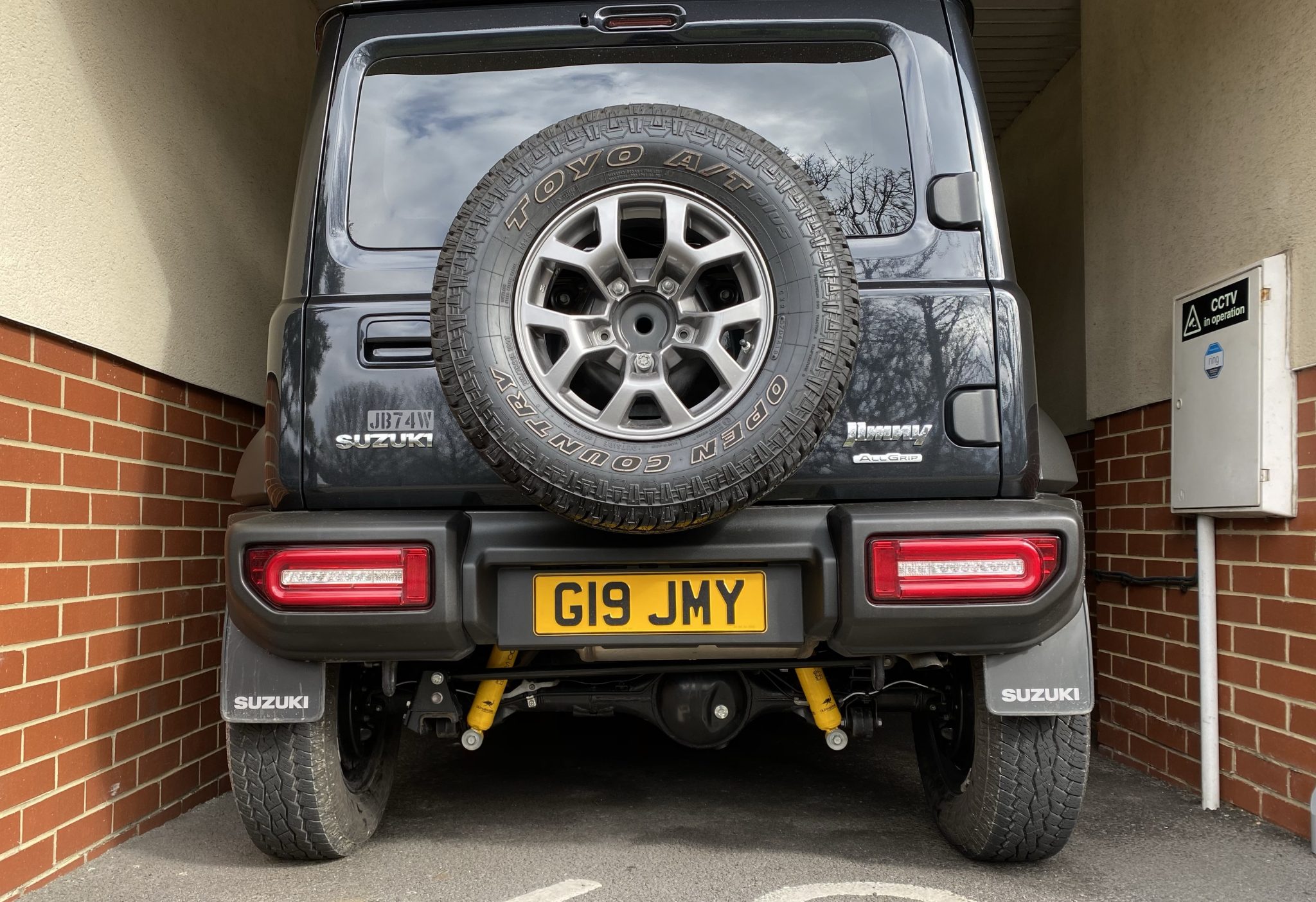 Old Man Emu Lift Kit (40mm) on the New Suzuki Jimny 2019 SZ5 UK